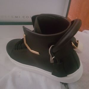 Brand New Men's black Buscemi sneakers 9